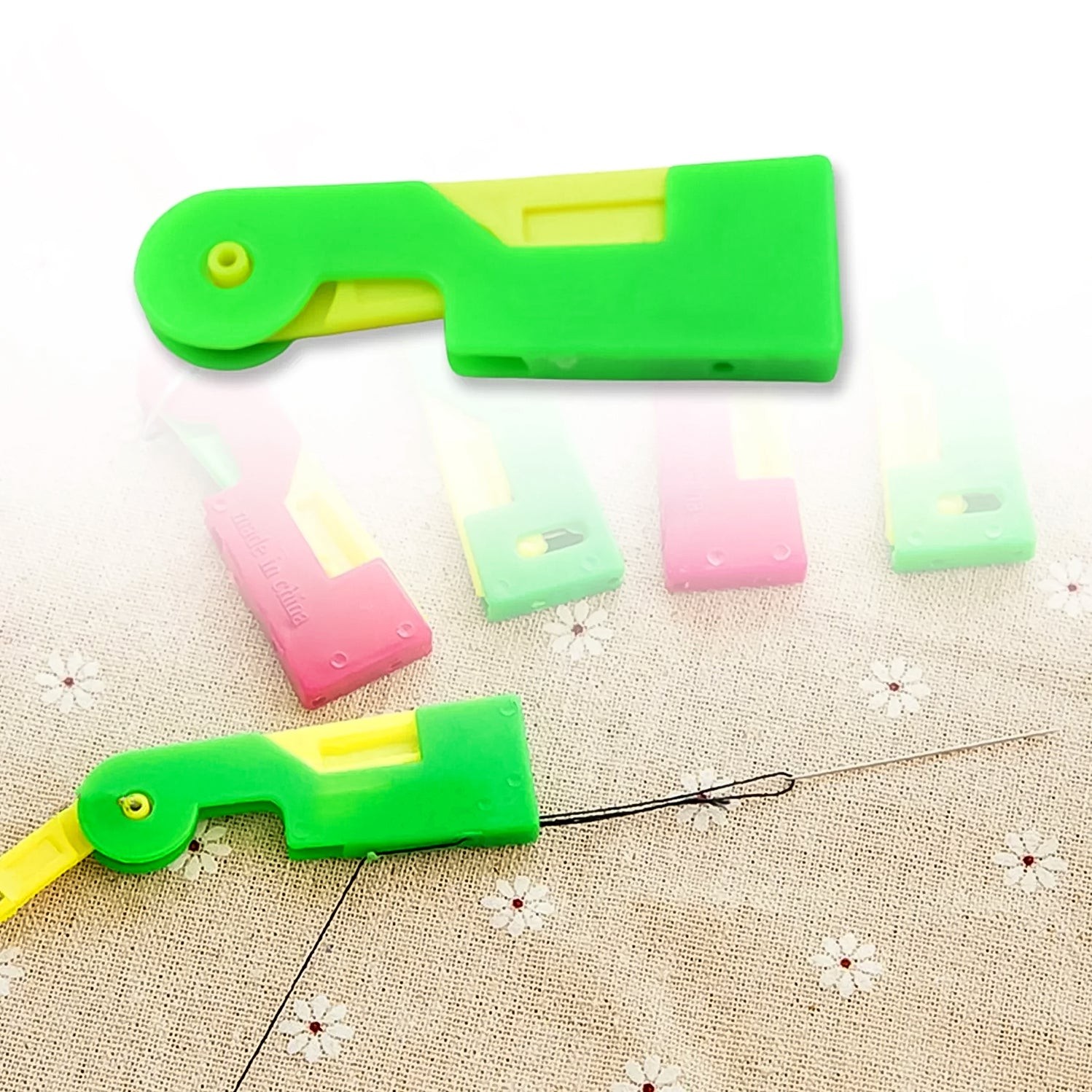 Automatic Needle Threading Device (Multicolour) by DeoDap